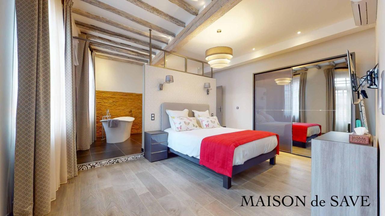 Maison De Save LʼIsle-Jourdain Esterno foto