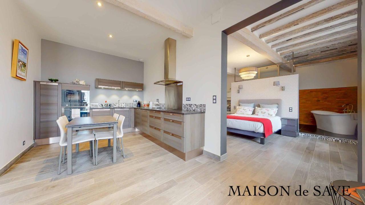 Maison De Save LʼIsle-Jourdain Esterno foto